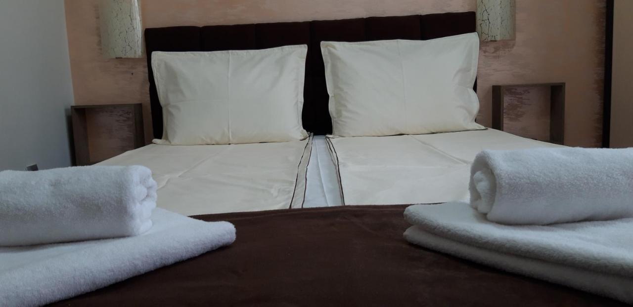 Fantasy Apartaments And Studios Avenue Комплекс Фантазия Хисаря Dış mekan fotoğraf